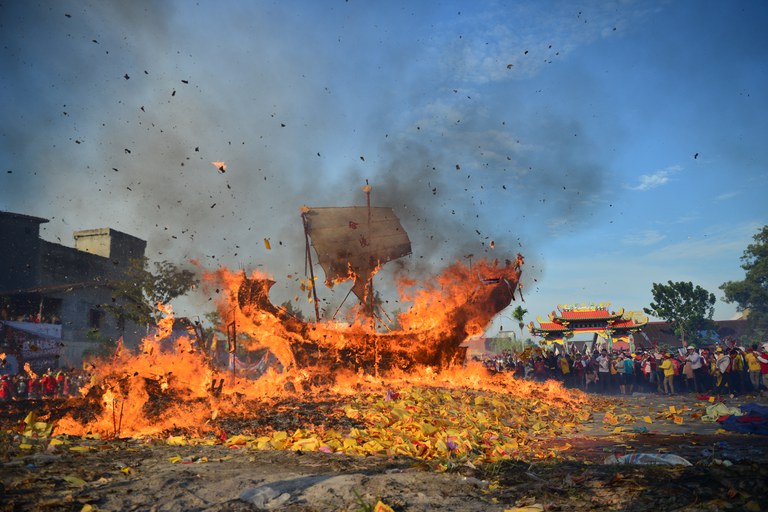 峇眼亞比永福宮 送王