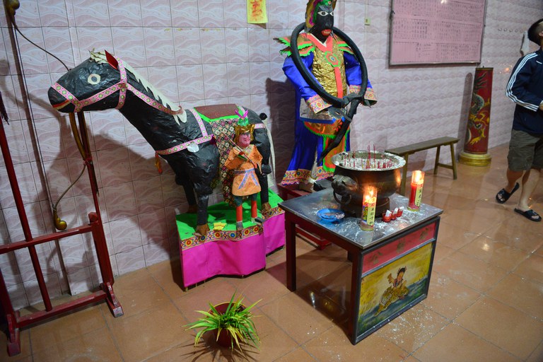 峇眼亞比鎮海宮   紙糊王馬馬將軍