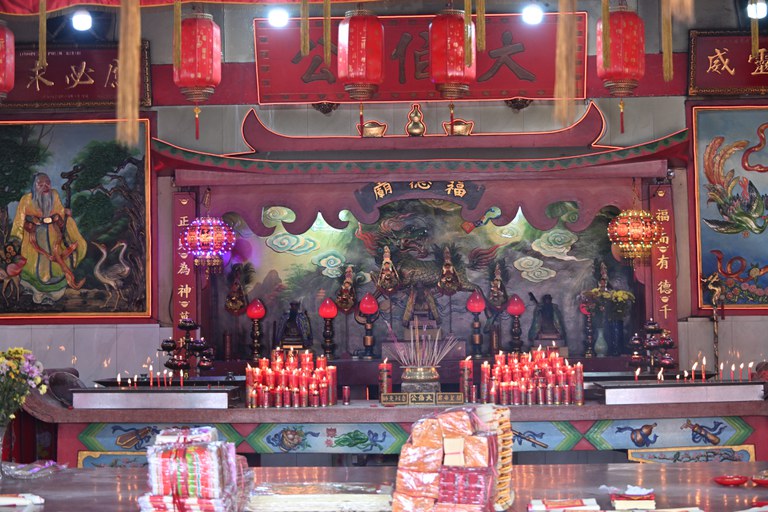 大伯公Dewa Tua Pek Kong 正殿神龕