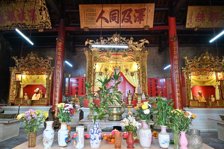 霹靂金寶古廟  正殿