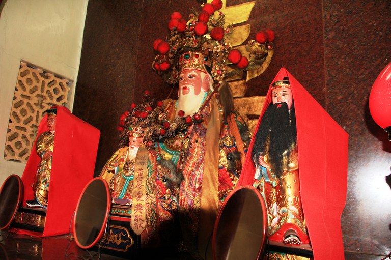 福德祠正殿神像