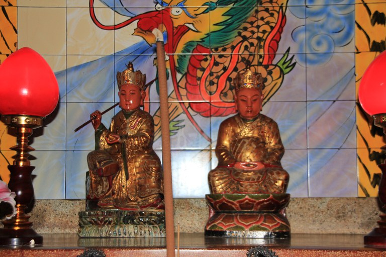 慈善堂正殿龍龕神像